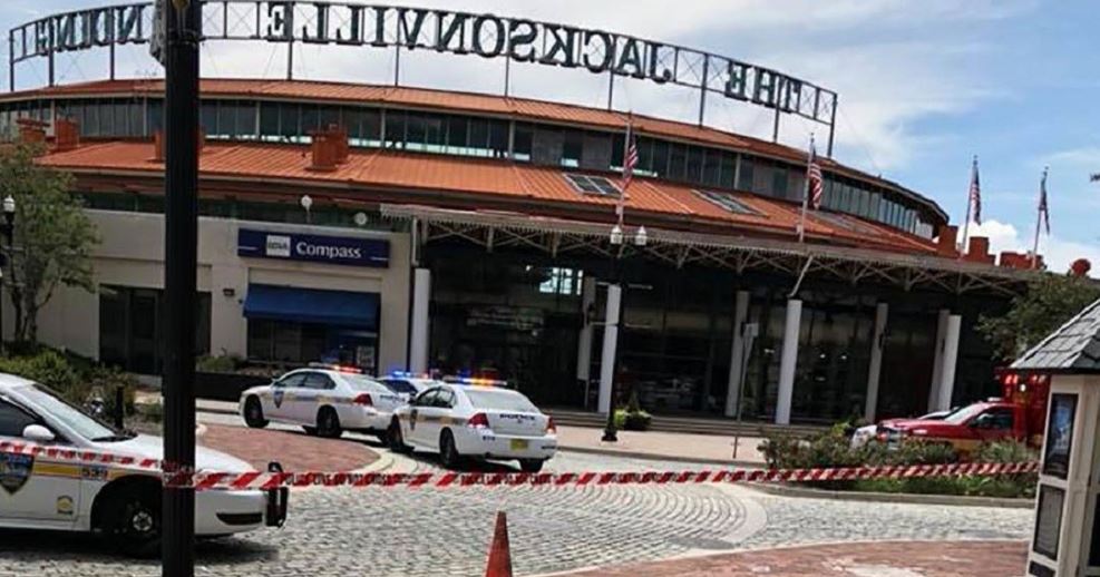 Jacksonville, spari alla gara di videogame: 3 morti 