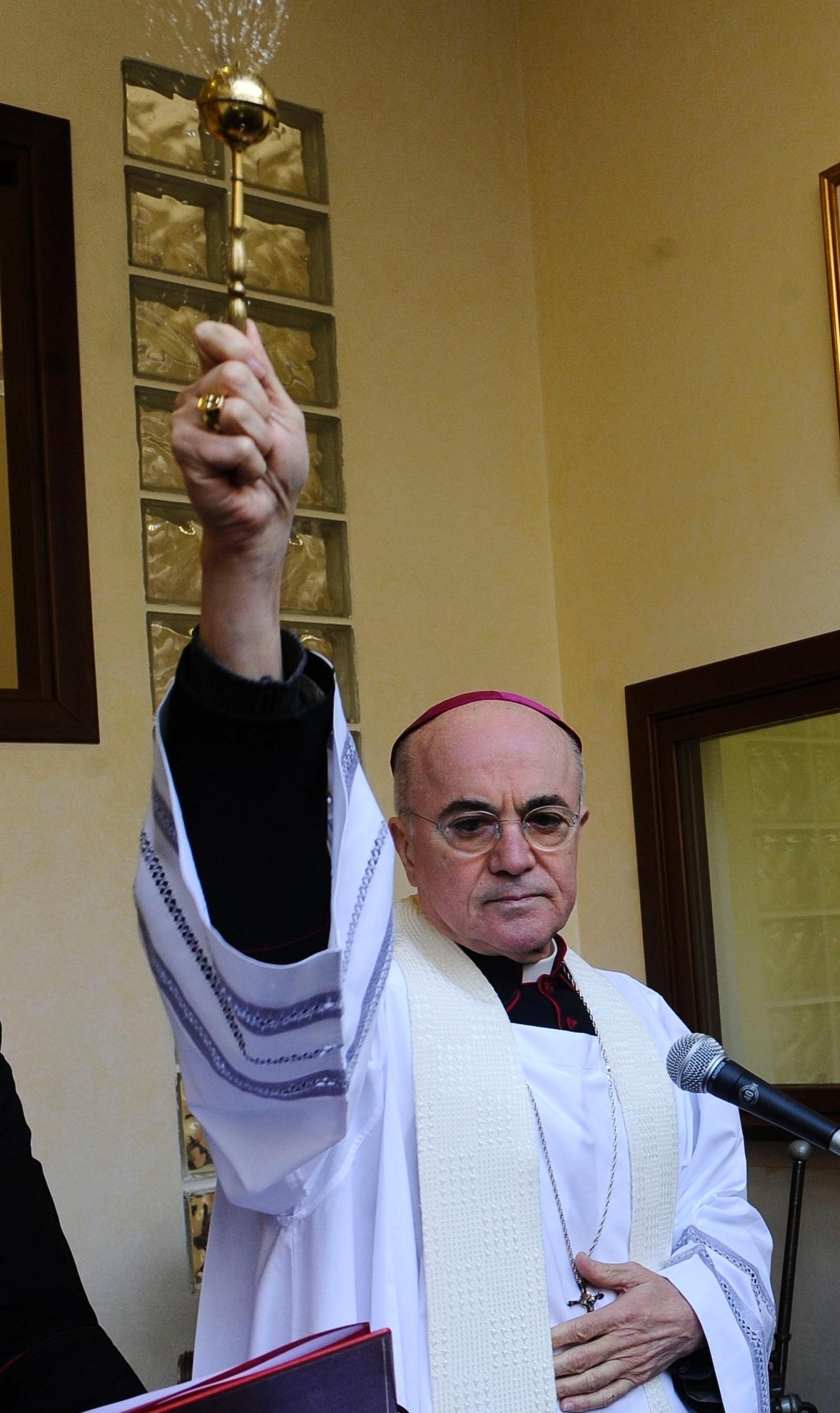 Pedofilia, Viganò non agisce “per vendetta, ma verità”