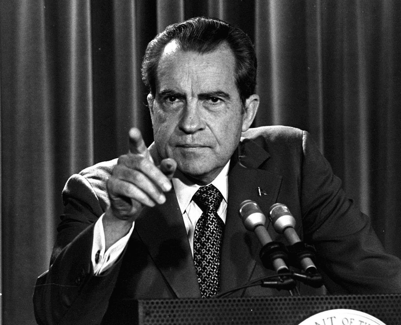 Un saggio storico sugli Usa da Nixon a Trump