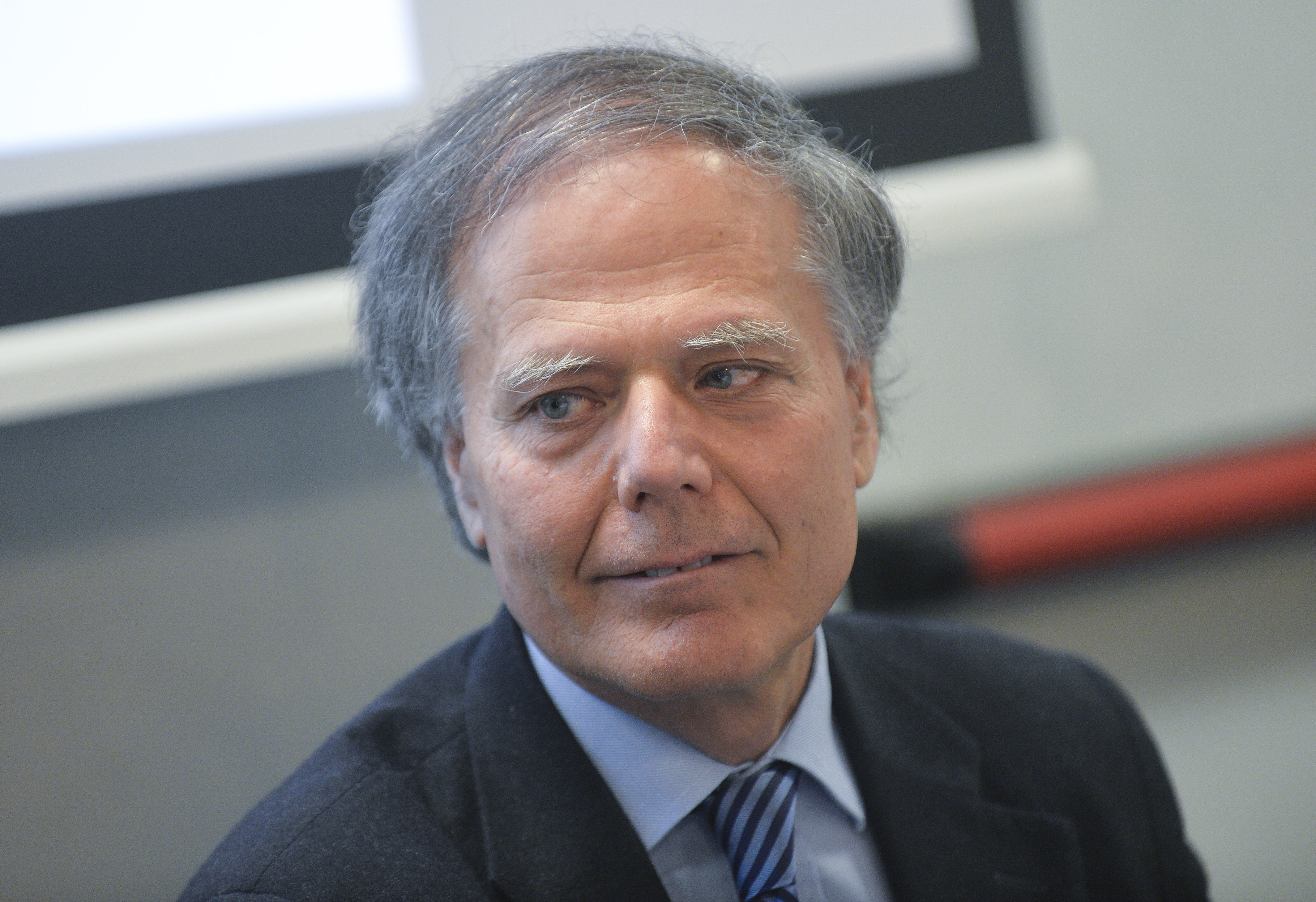 Moavero annuncia: “Menoona sta rientrando in Italia”