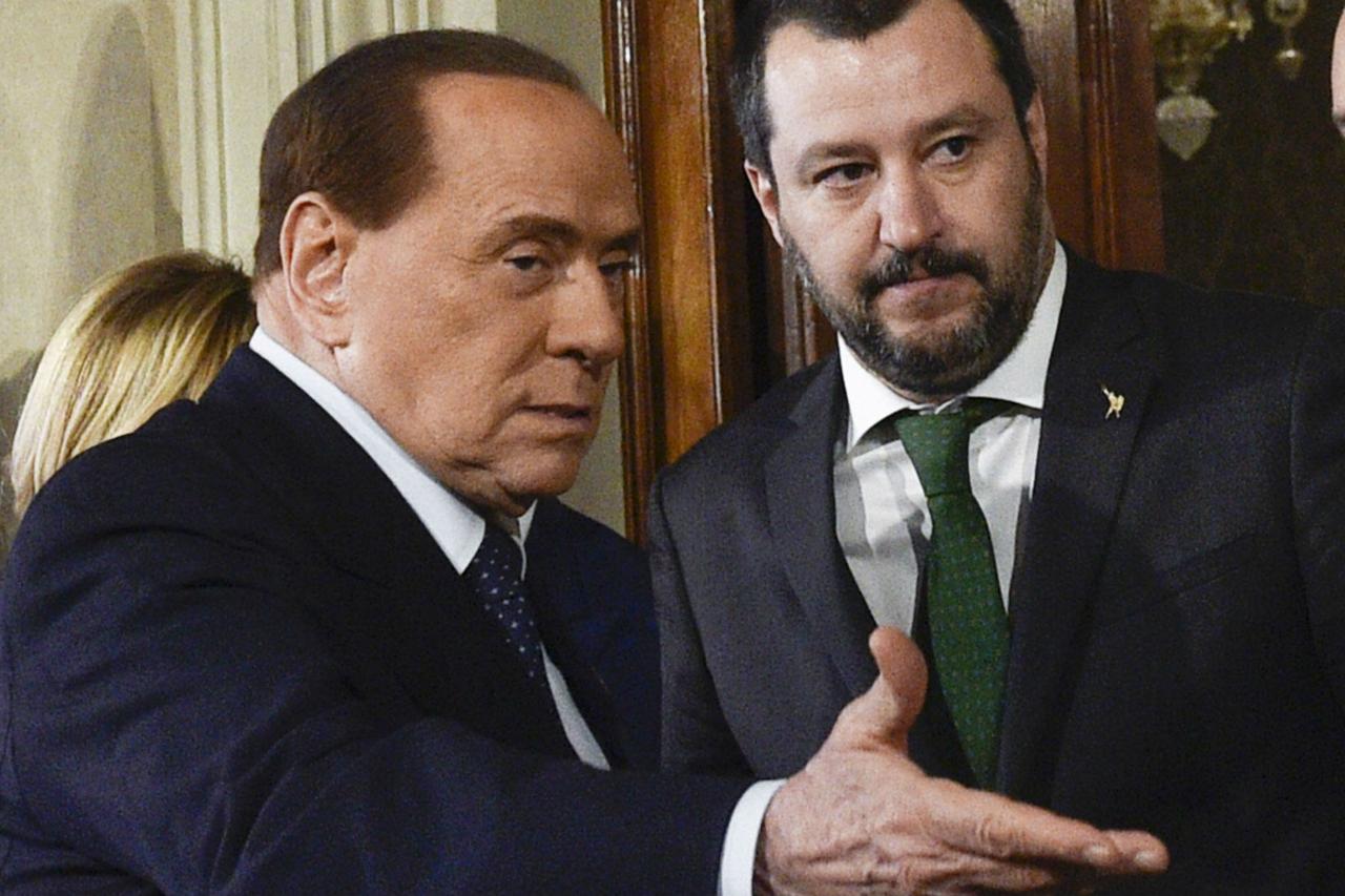 Berlusconi: “Centrodestra esiste e resiste”