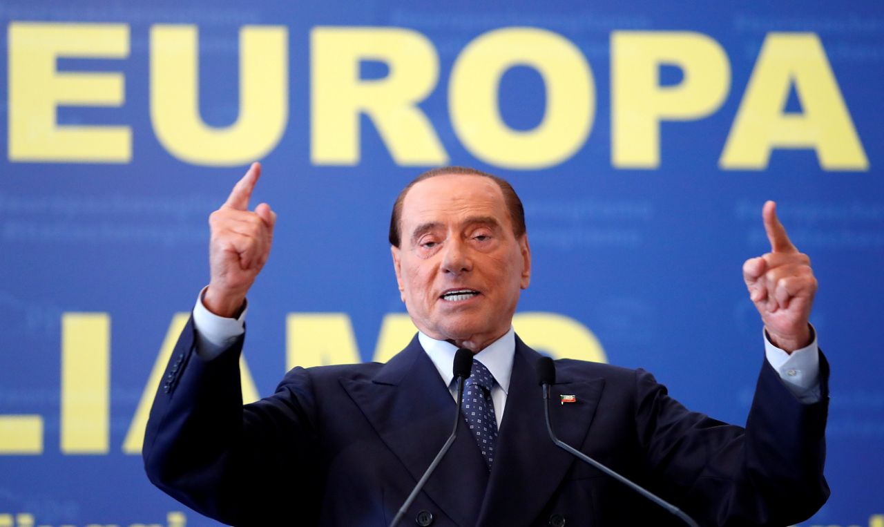 Berlusconi pensa di candidarsi alle Europee 