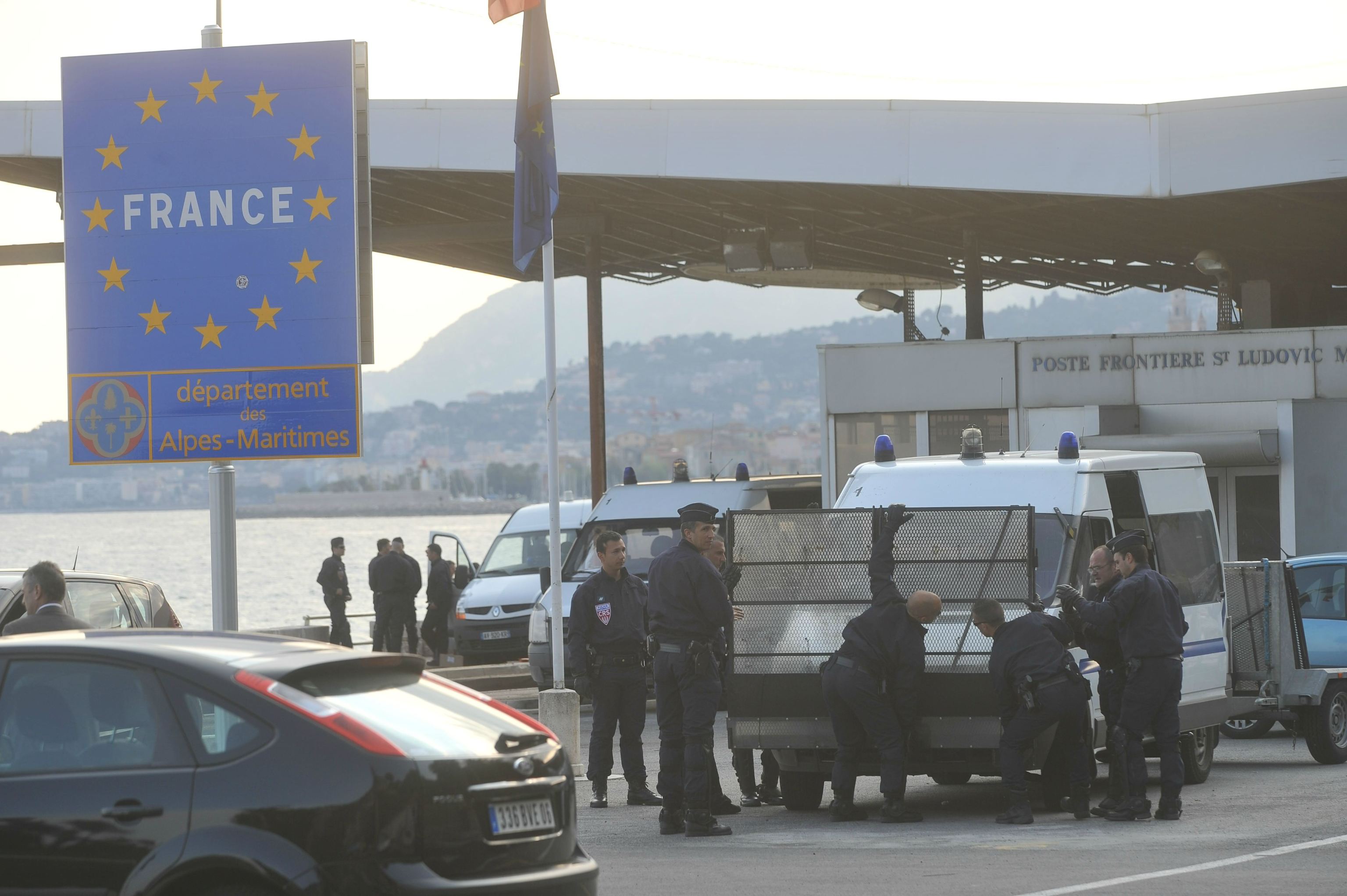 Traffico migranti, arresti a confine Italia-Francia
