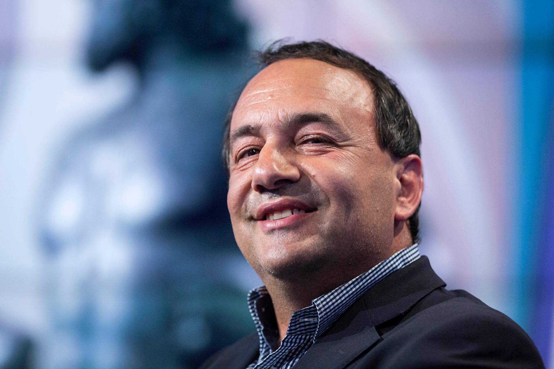 Riace, arrestato il sindaco “dei migranti”