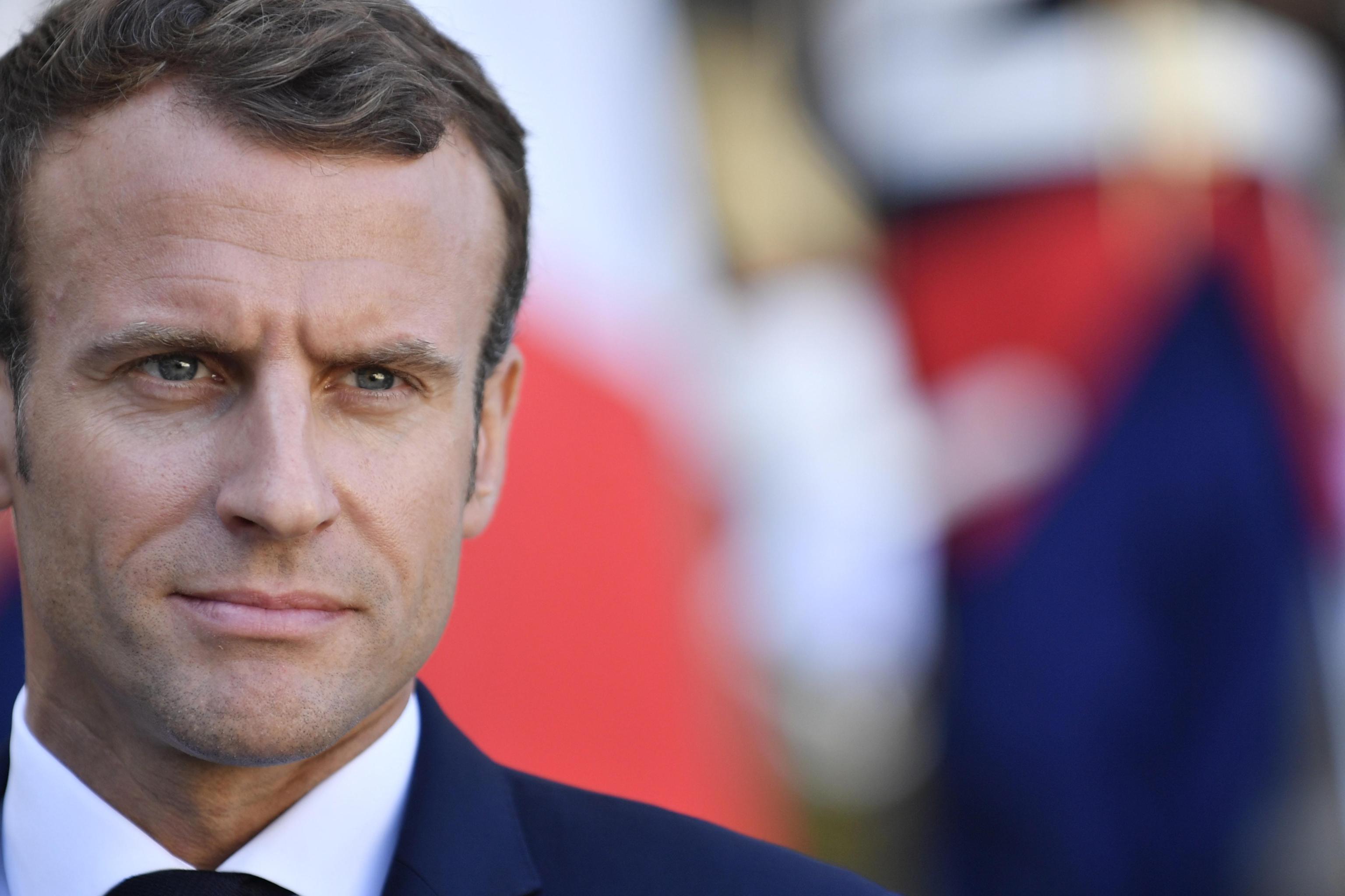 Macron blinda il governo, a bordo tutti i fedelissimi