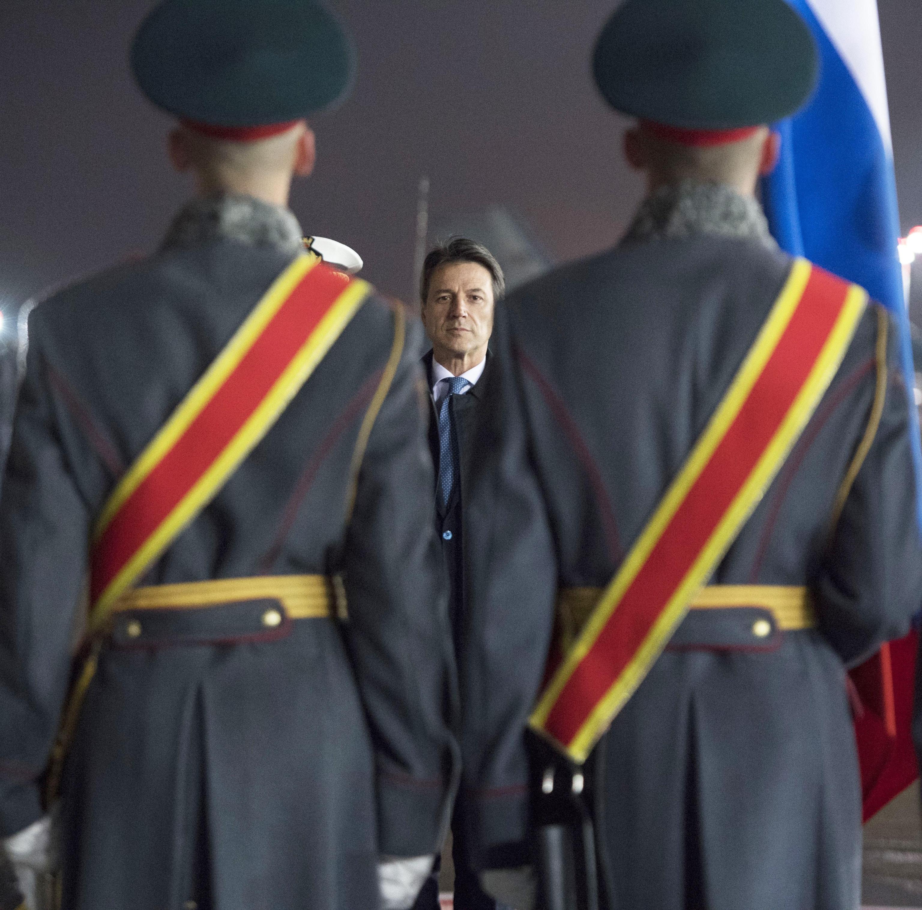 Conte a Mosca da Putin, sul tavolo Libia, debito e Ue 