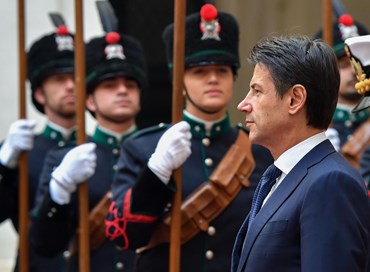 Dove? Politica non si sa, dignità pure