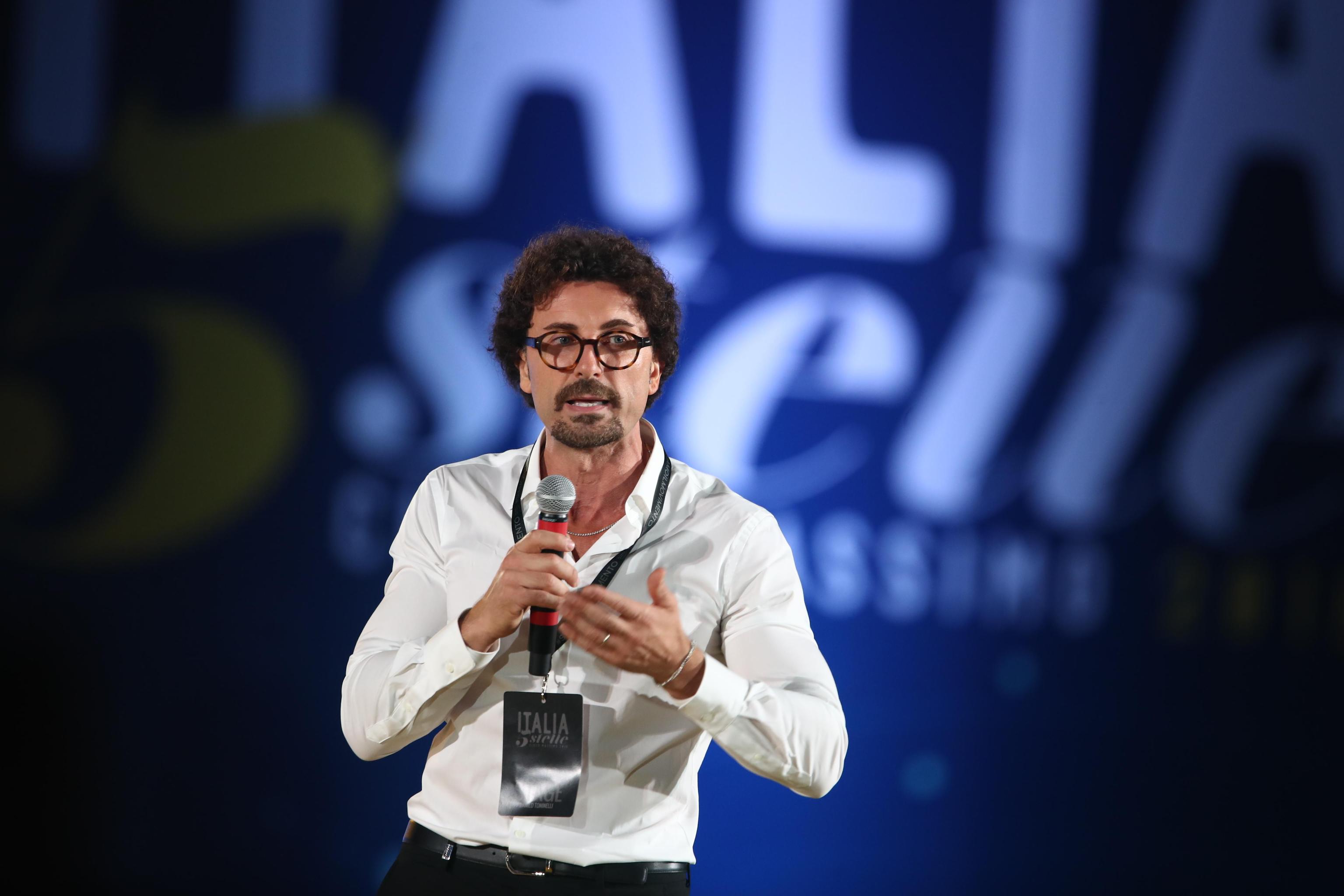 La pretesa offensiva di Toninelli