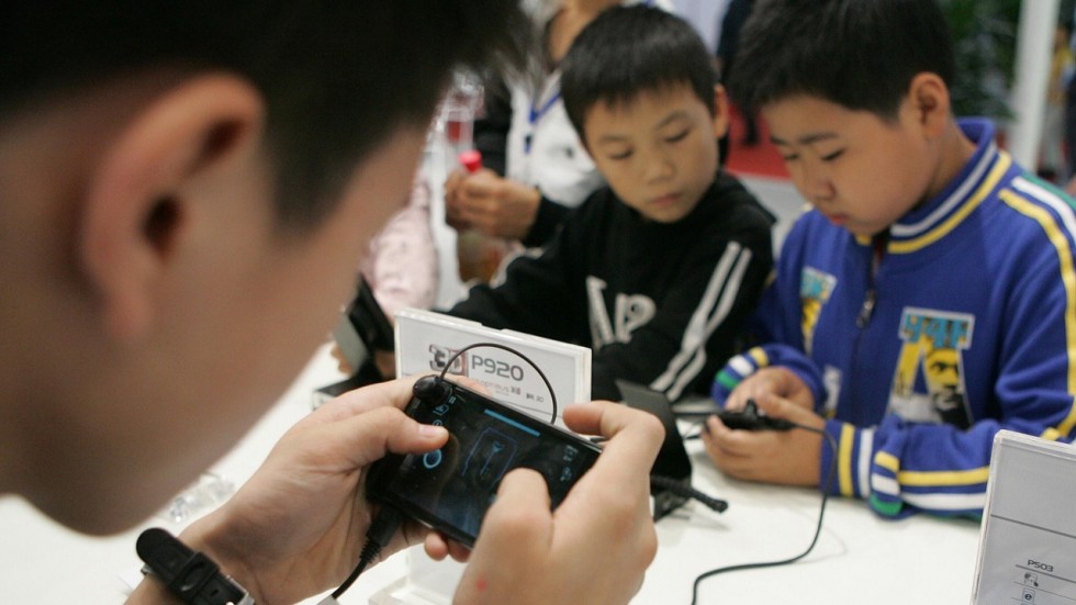 In Cina stretta su baby-giocatori, games 1 ora al giorno