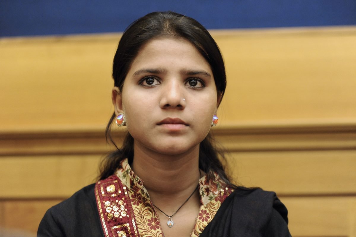 Asia Bibi è libera, ha lasciato il Pakistan