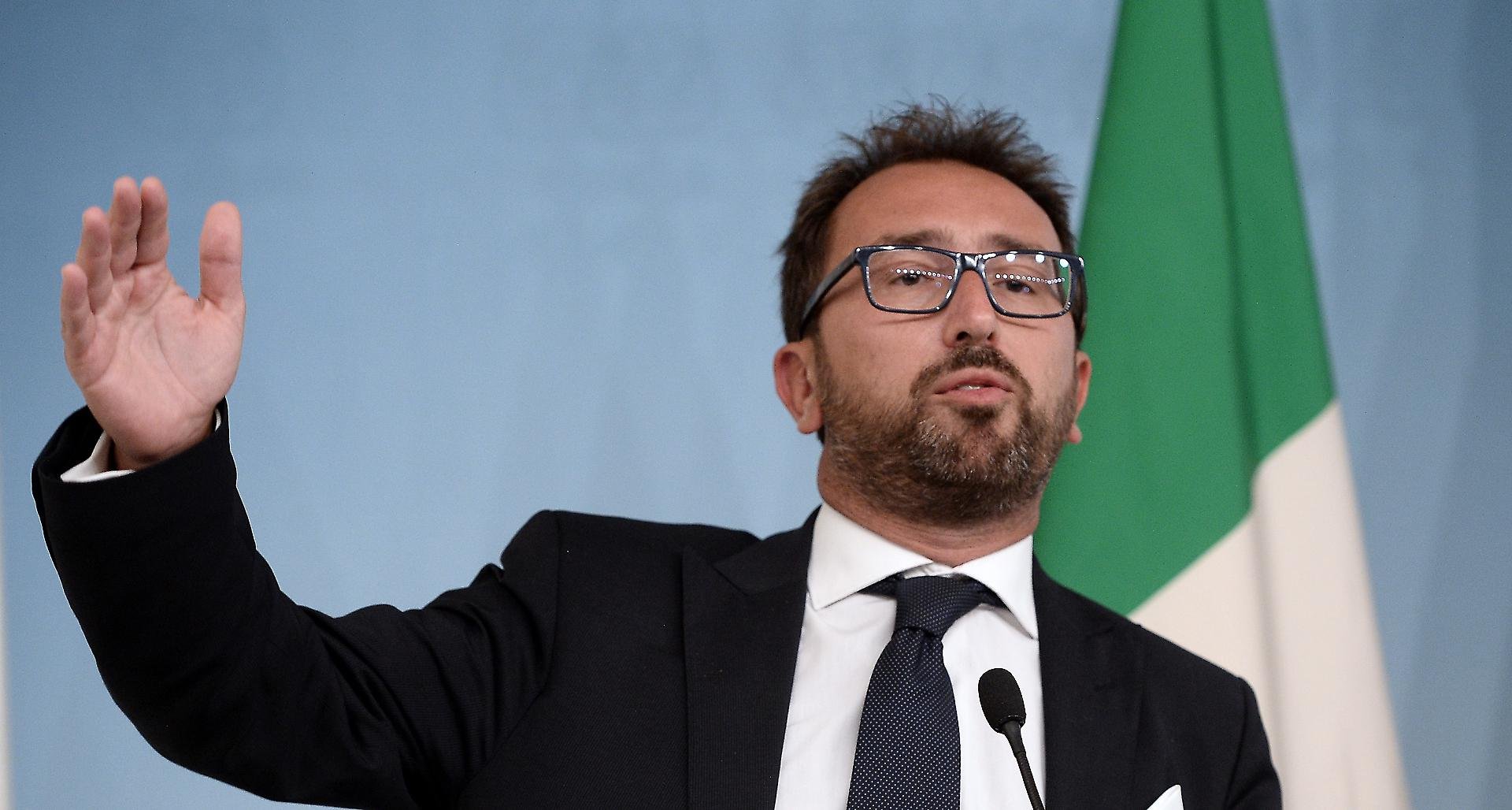 Prescrizione, Bonafede: “Nessun cedimento a Salvini”