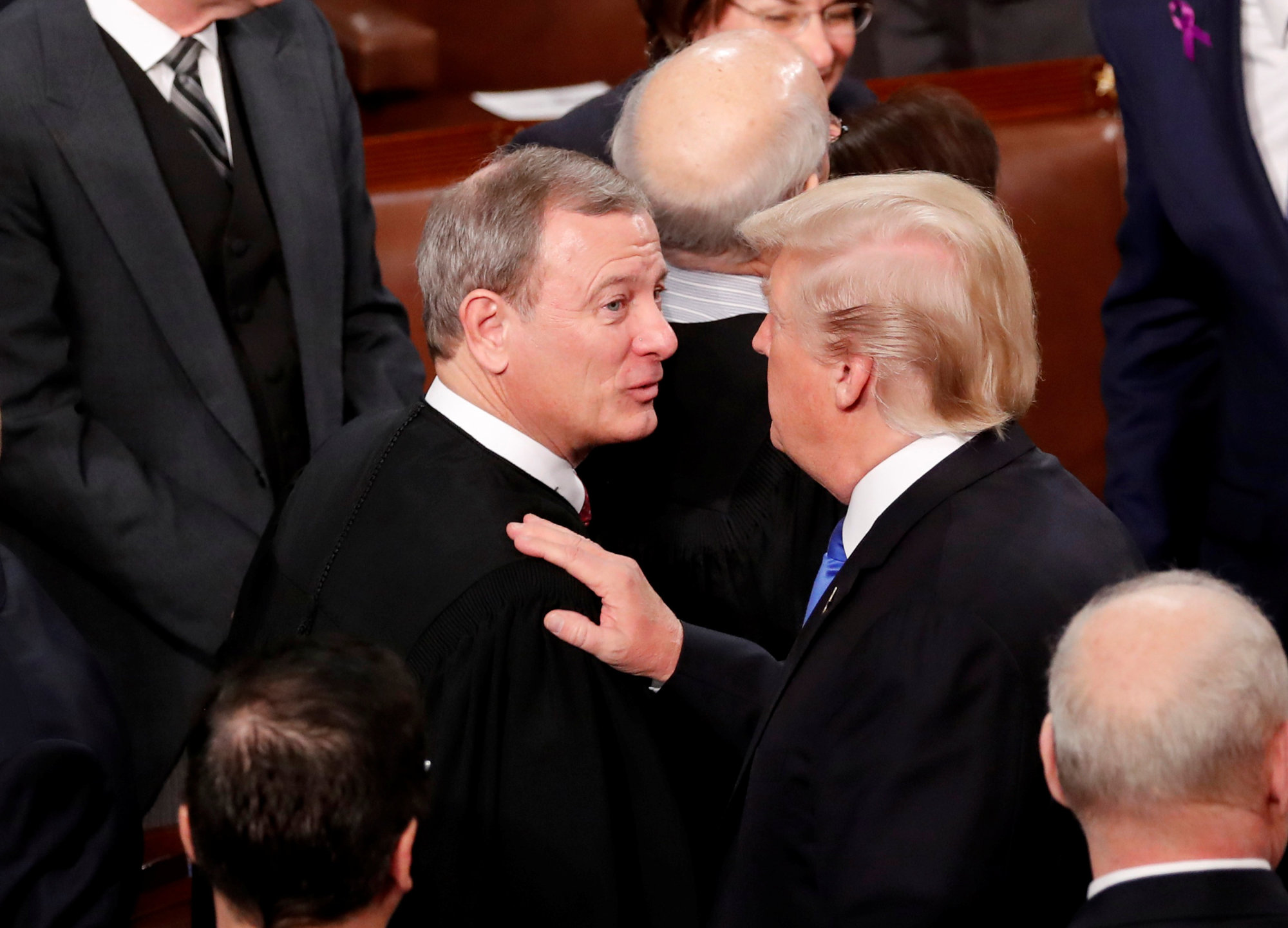 Trump contro il capo della Corte Suprema 
