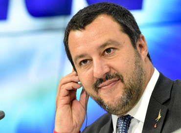 Migranti, Salvini: “Nuove regole o stop al piano Sophia”