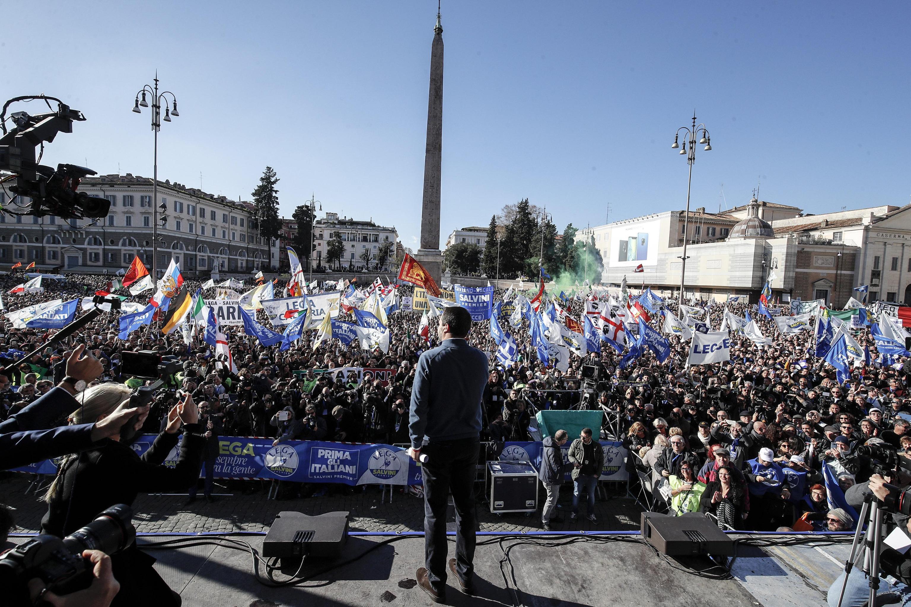 Dalle piazze alle urne