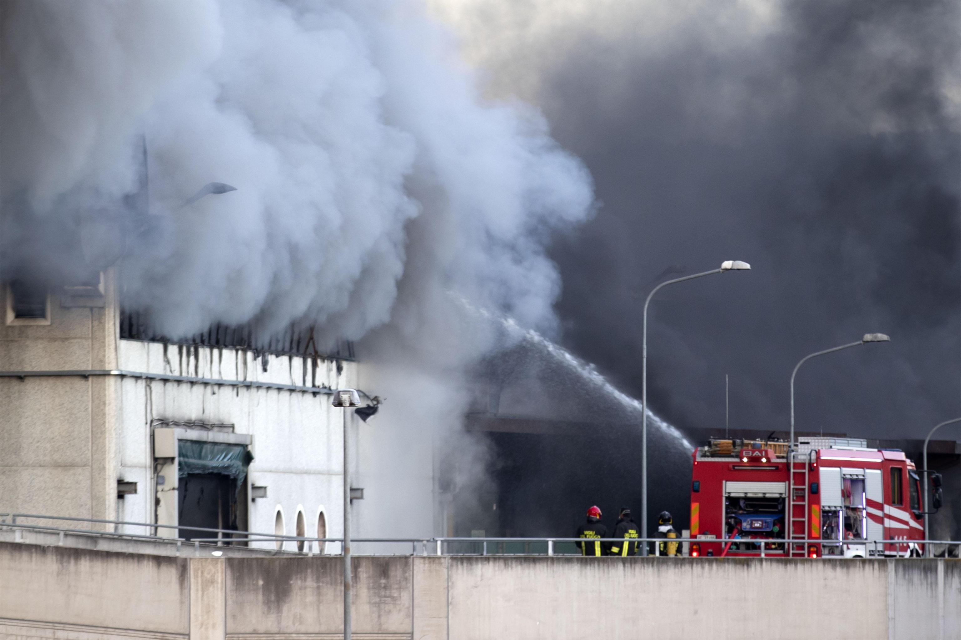 Incendio al Tmb Roma, nube di fumo invade la Capitale