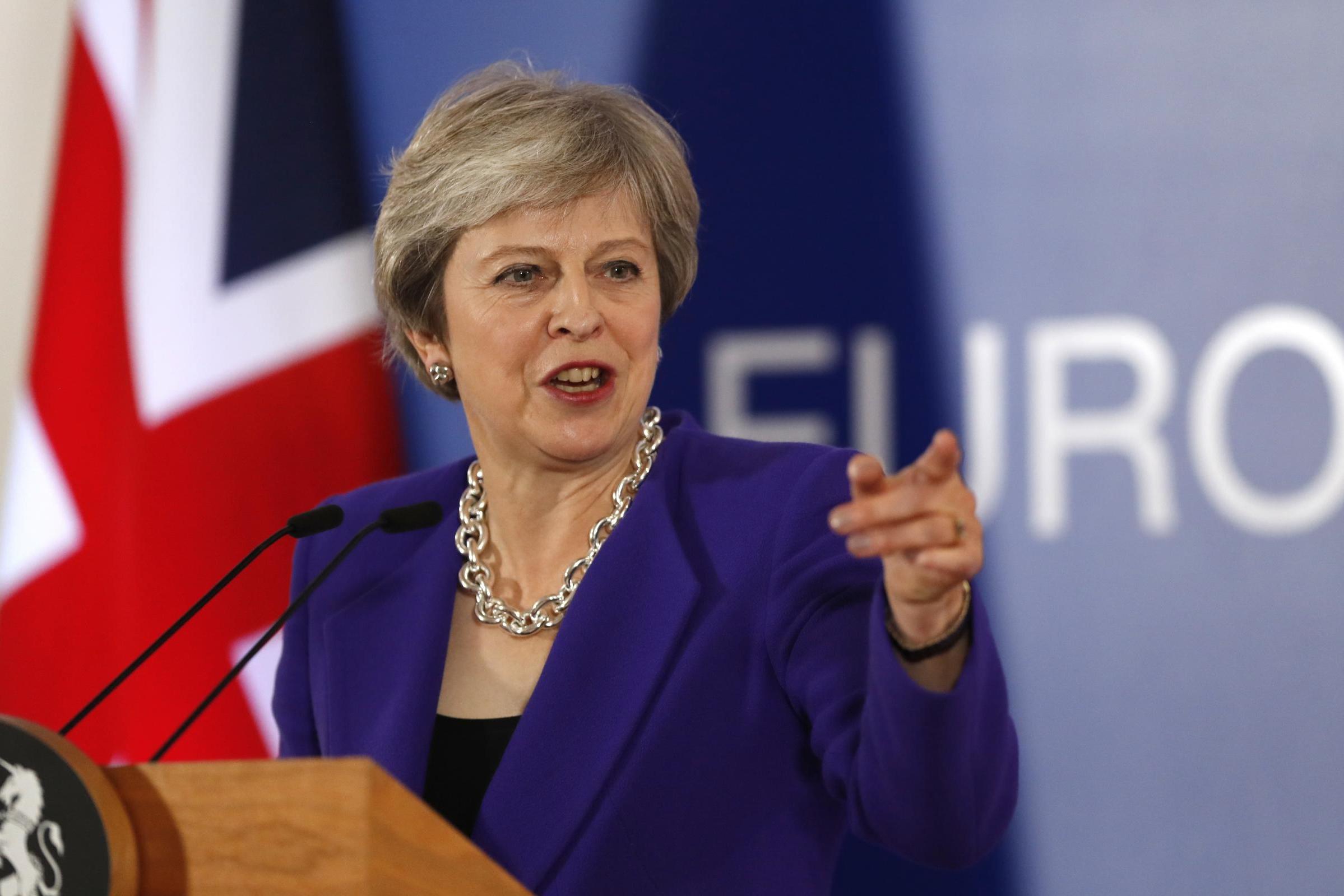 Brexit, Theresa May affronta il voto di sfiducia
