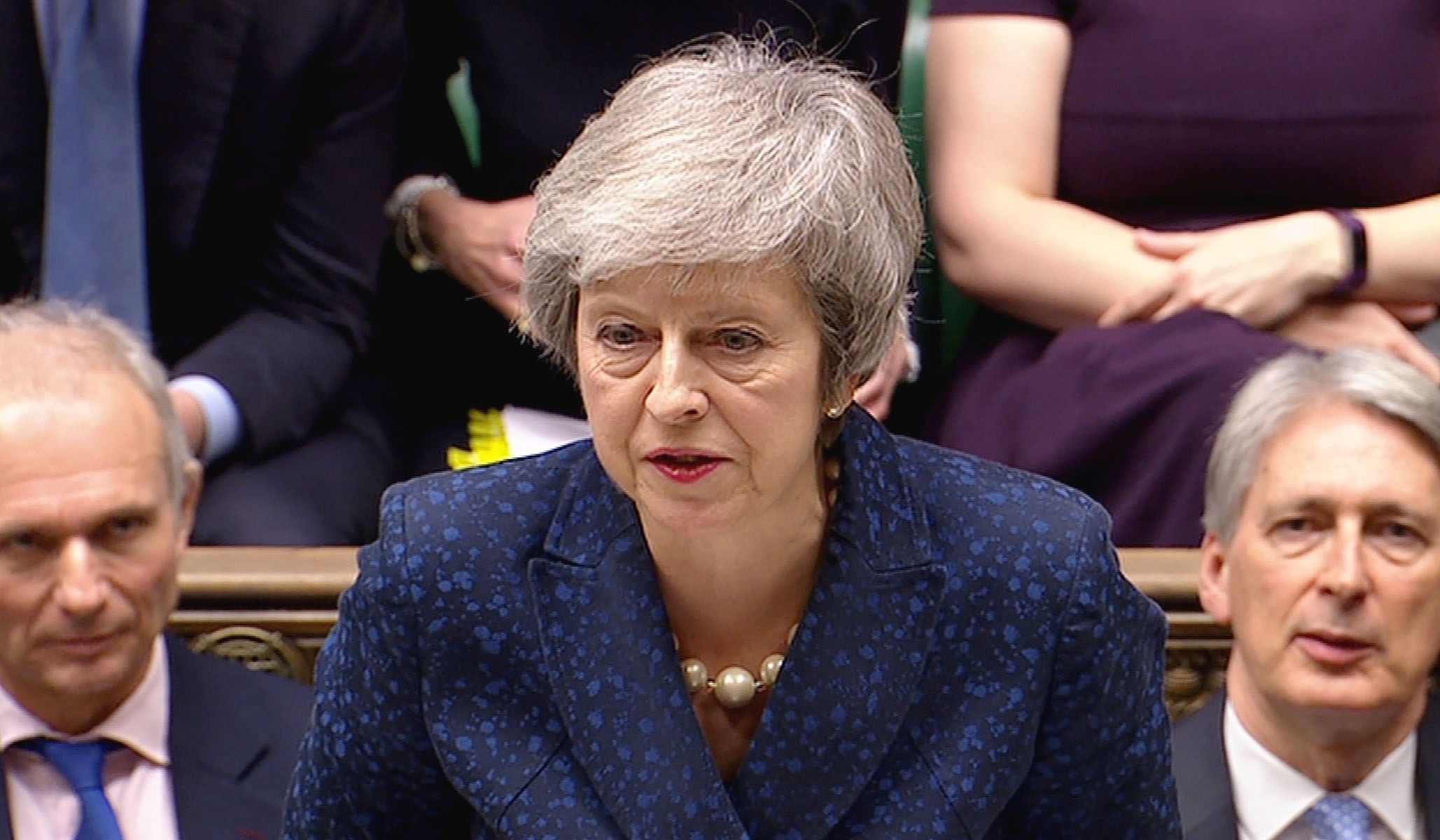 Brexit, May si salva: non passa la mozione di sfiducia