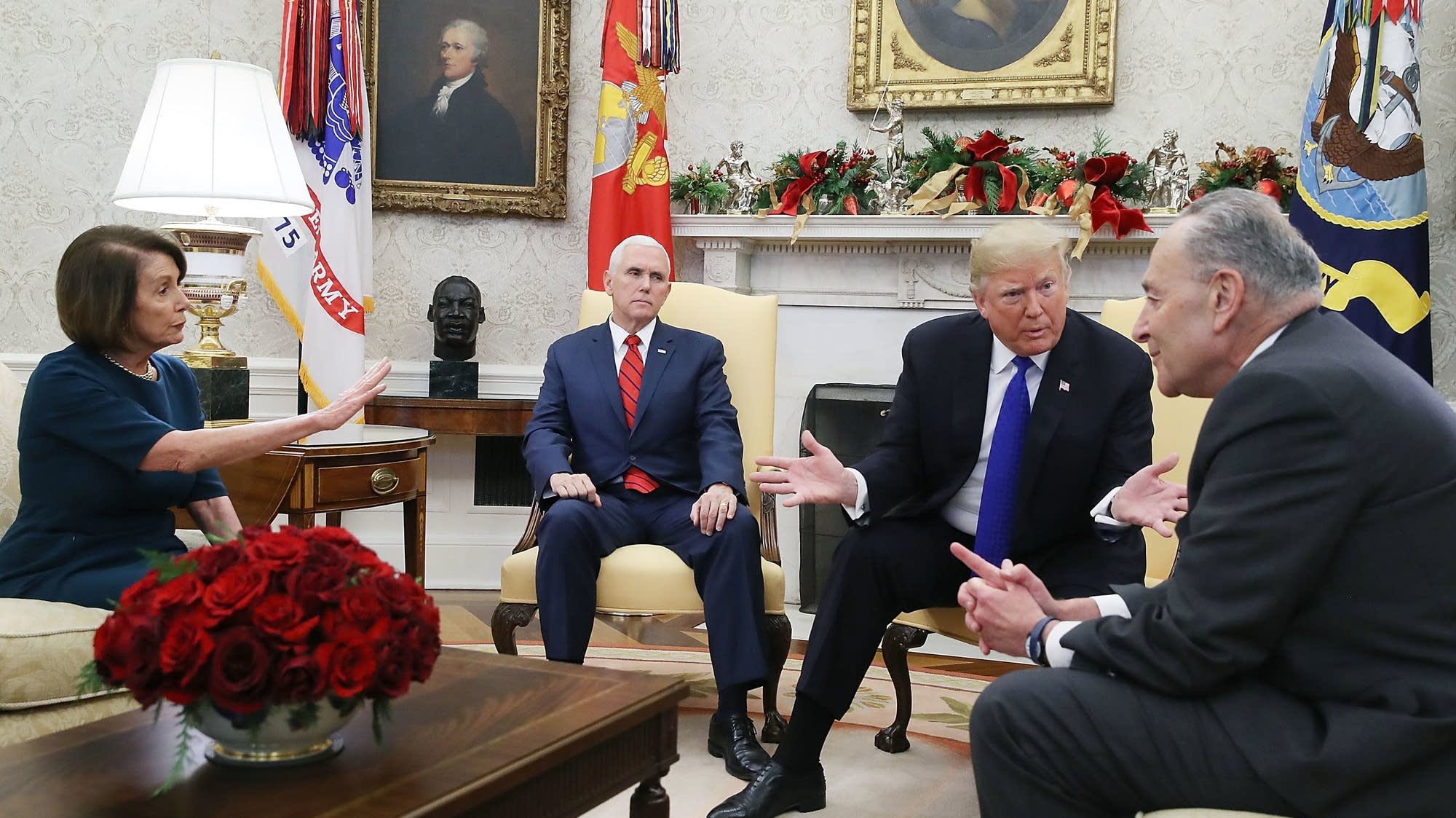 Shutdown, Trump abbandona l’incontro con i Dem 