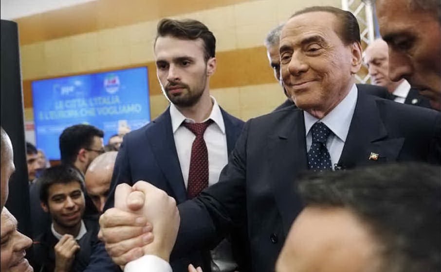 Berlusconi: “Mi candido alle Europee”