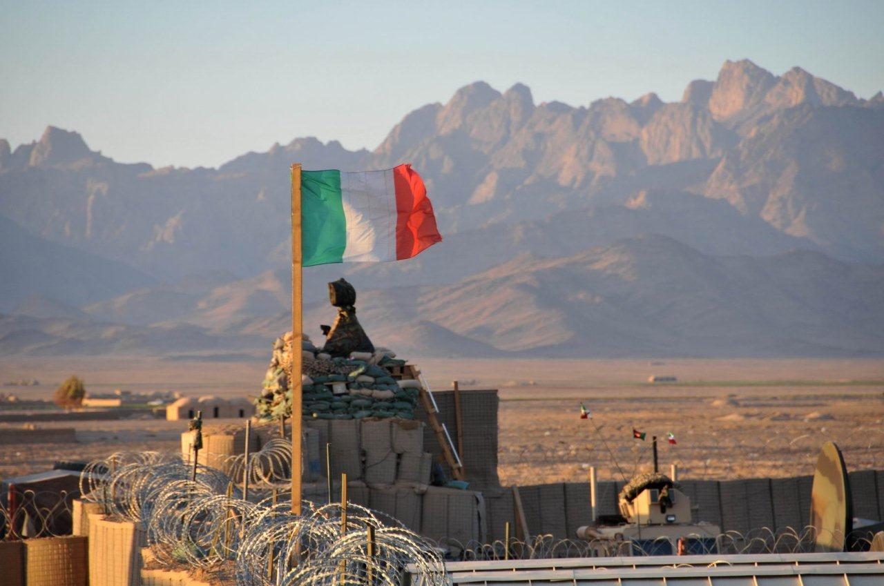 Afghanistan, il giallo Difesa-Farnesina sul ritiro italiano