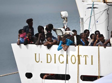 Diciotti, Conte al fianco di Salvini