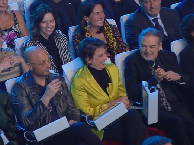 Sanremo, festival “okkupato”