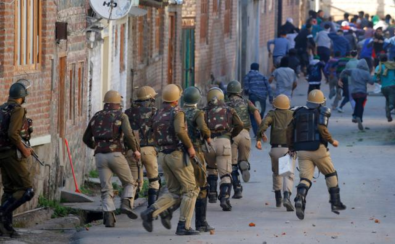 Kashmir, rischio conflitto tra India e Pakistan