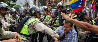 Venezuela, strage alla frontiera brasiliana: 25 morti