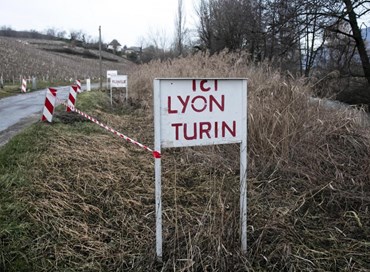 La linea del Piave delle scimmie al volante