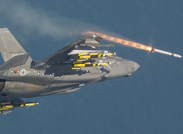 F-35: Italia salda debito con Usa, “ma programma va rivisto”