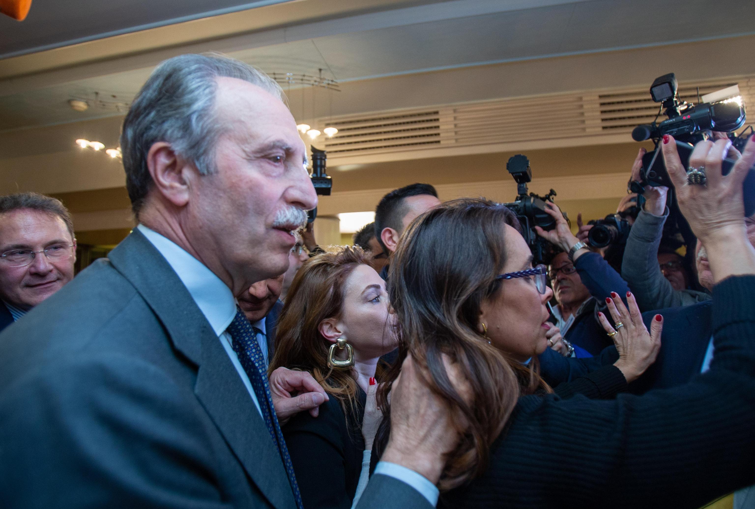 Basilicata, trionfa il centrodestra di Bardi