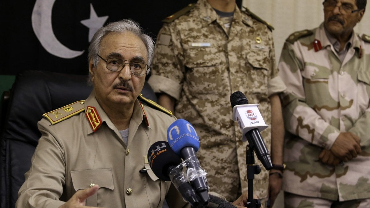 Libia, l’esercito di Haftar si avvicina a Tripoli