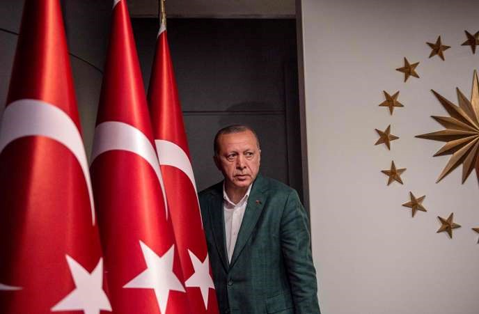 Turchia: da Ataturk a Erdogan, regressione del laicismo