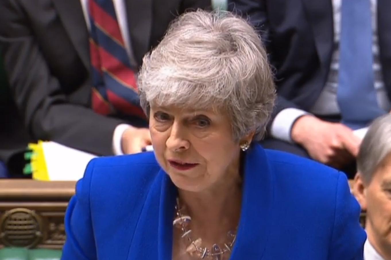 Brexit, May cerca un nuovo rinvio