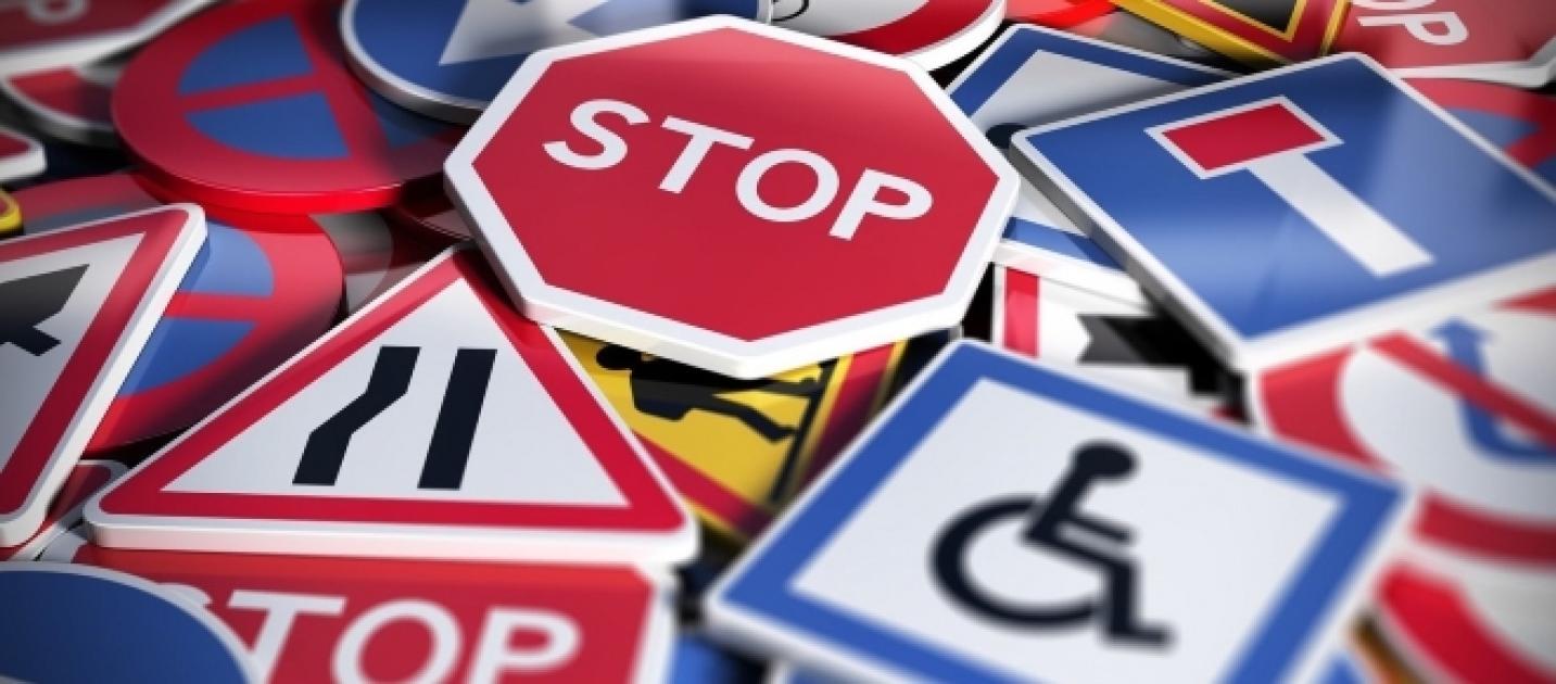 Codice strada: trasparenza multe, cartelli anche sociali