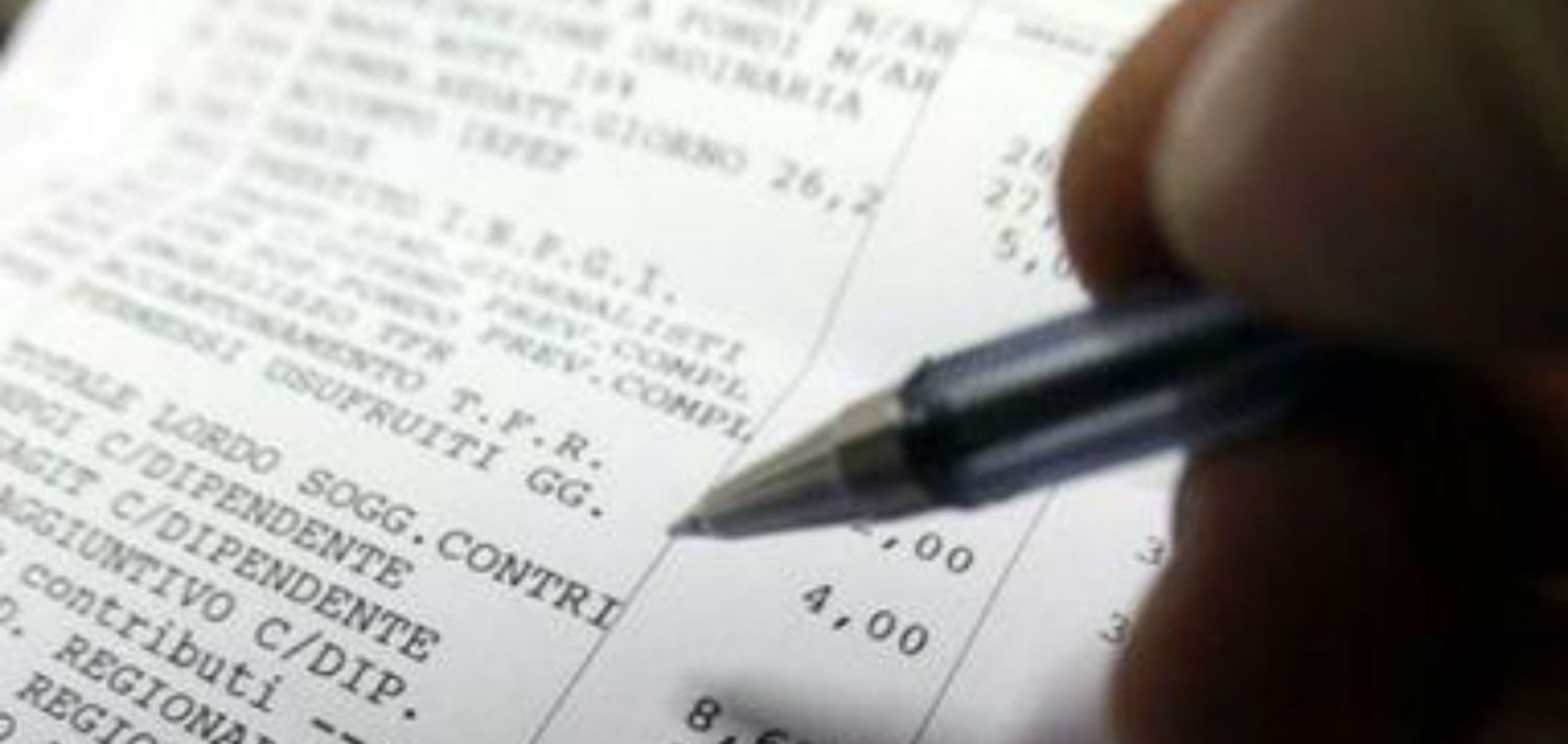 Lavoratori tartassati, cuneo fiscale quasi al 50% 