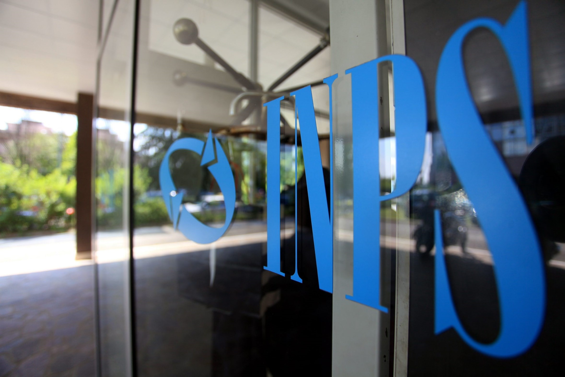 Reddito: Inps inciampa su Fb, risposte piccate agli utenti 