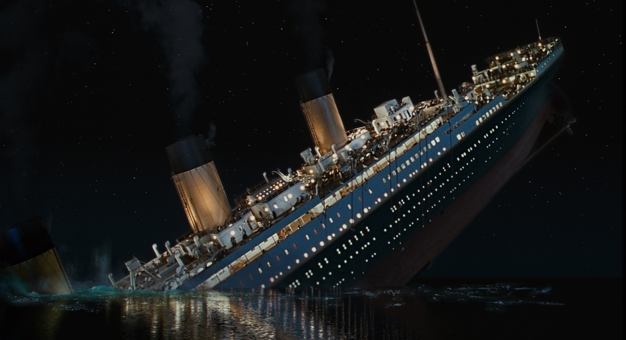 Sul Titanic danzano crisi e cretini