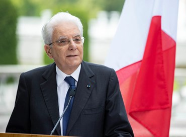 Legittima difesa, Mattarella promulga la legge ma scrive alle Camere