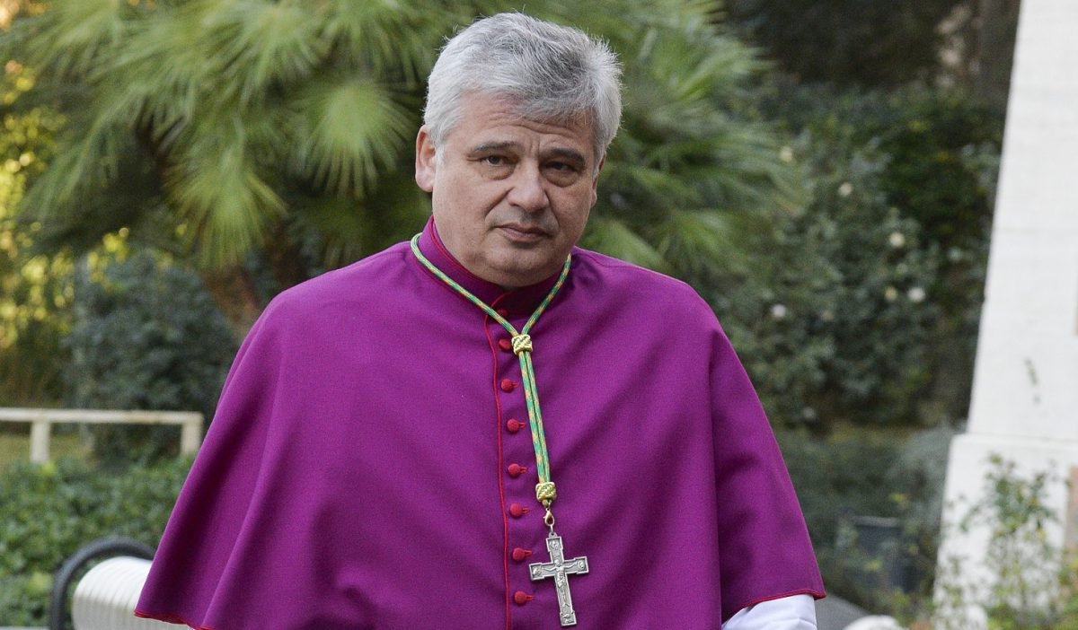 Krajewski, l’elemosiniere del Papa sotto inchiesta