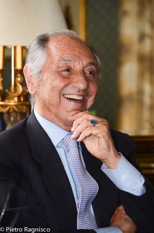 Il Premio Internazionale Susanna Agnelli al professor Emanuele 