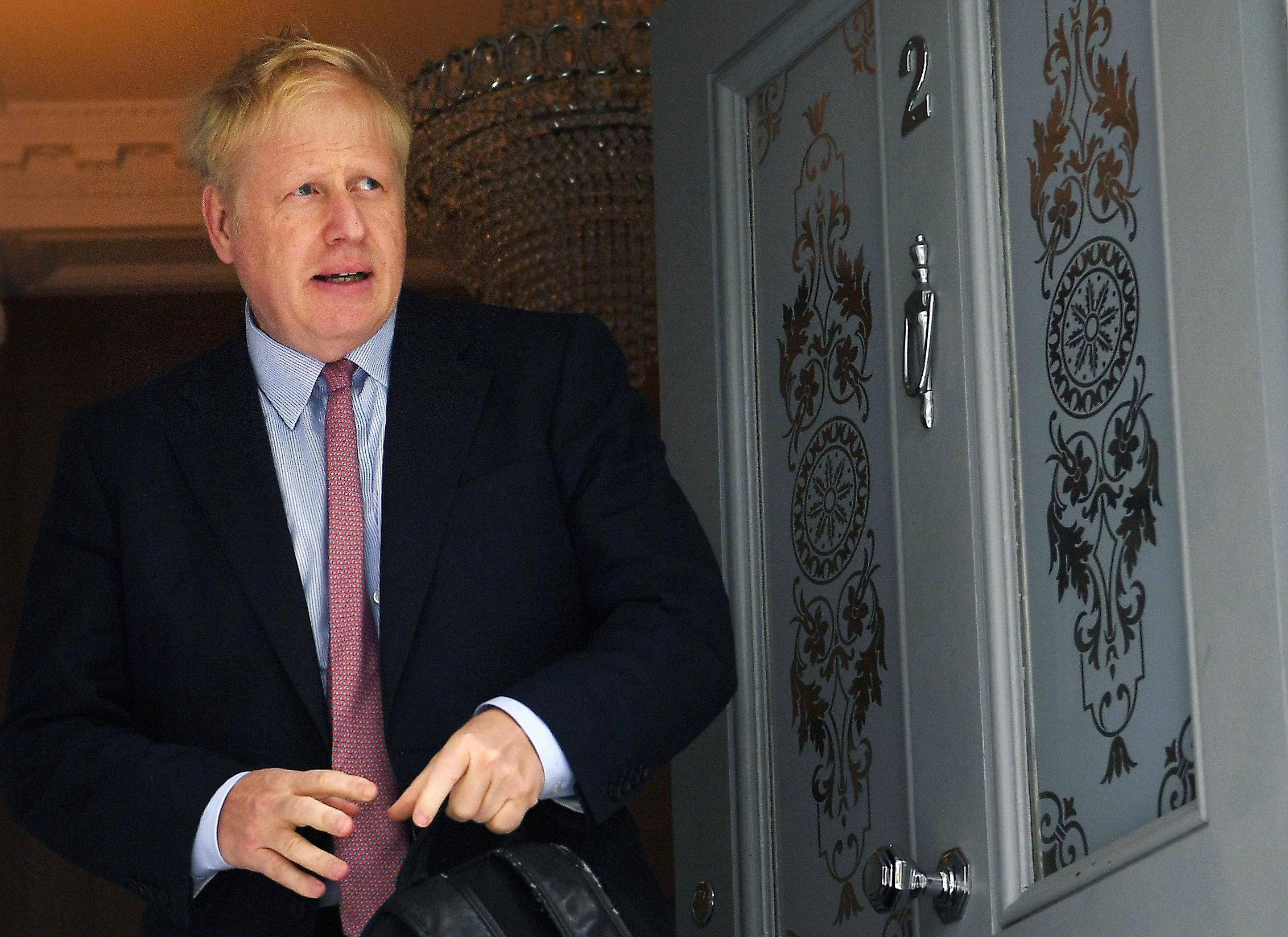 Brexit, Johnson: “Partito conservatore rischia estinzione” 