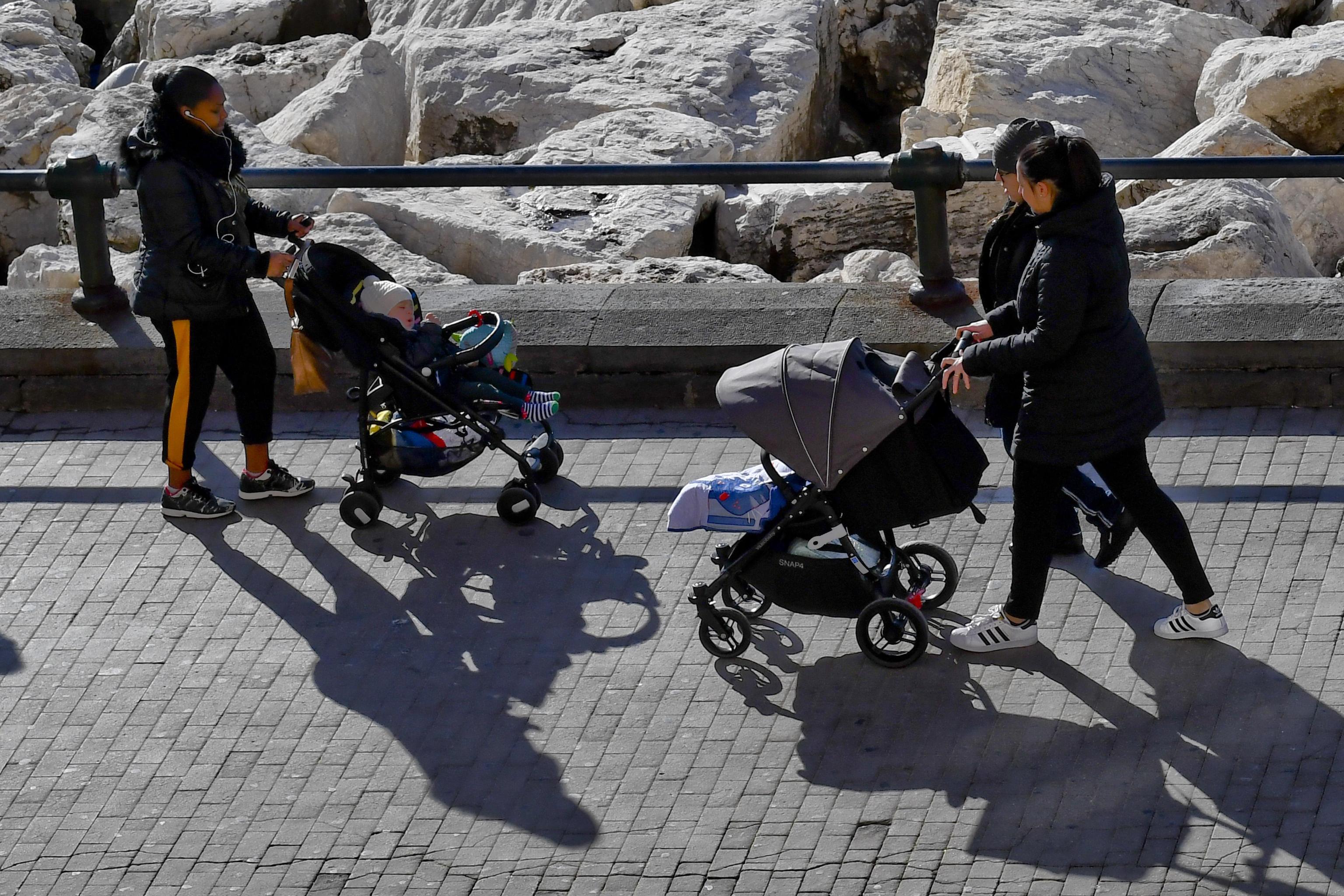 Istat: 1,15 milioni di famiglie senza lavoro né pensione