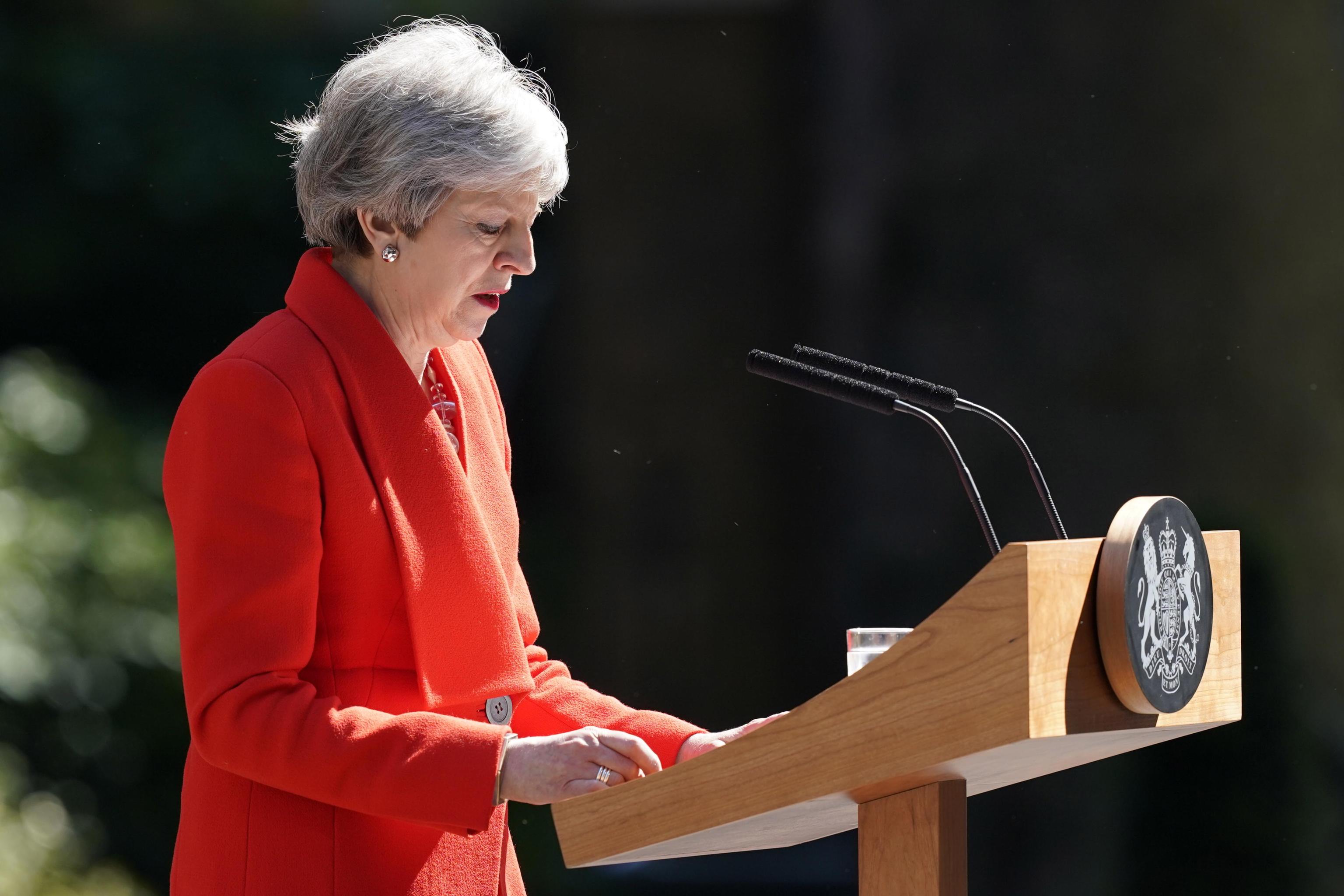 Theresa May: è il giorno delle dimissioni