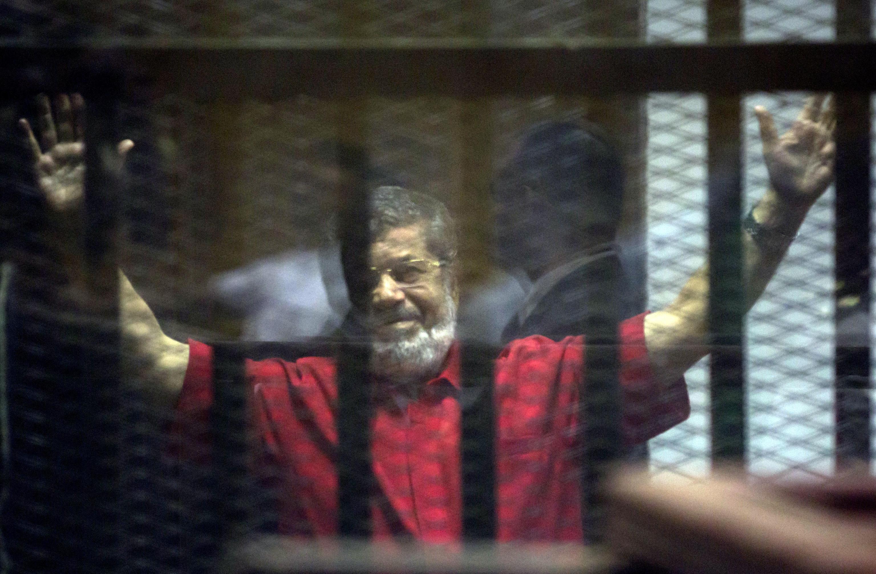 Egitto, la sepoltura al Cairo dell’ex presidente Morsi