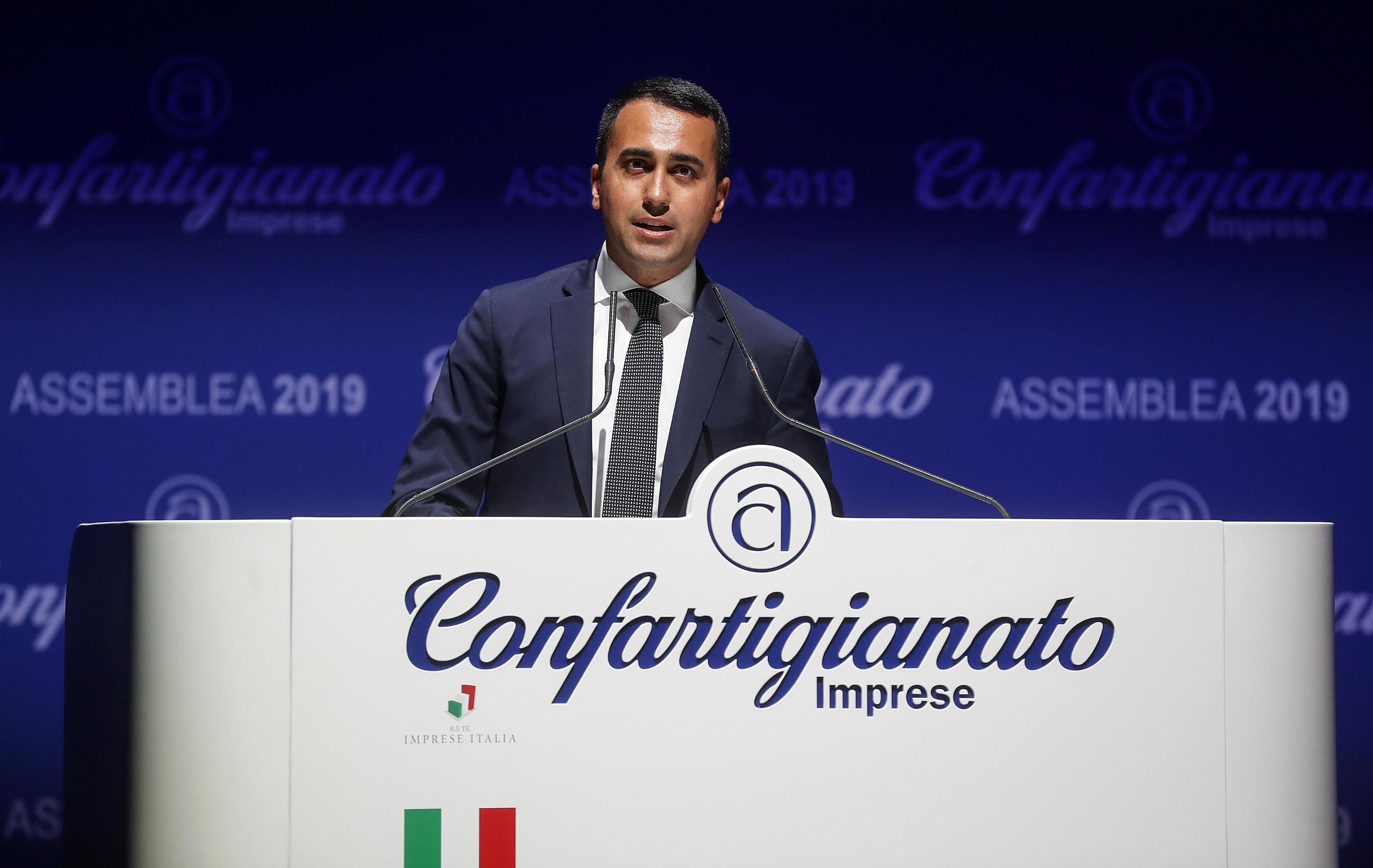 I guasti dell’assistenzialismo grillino