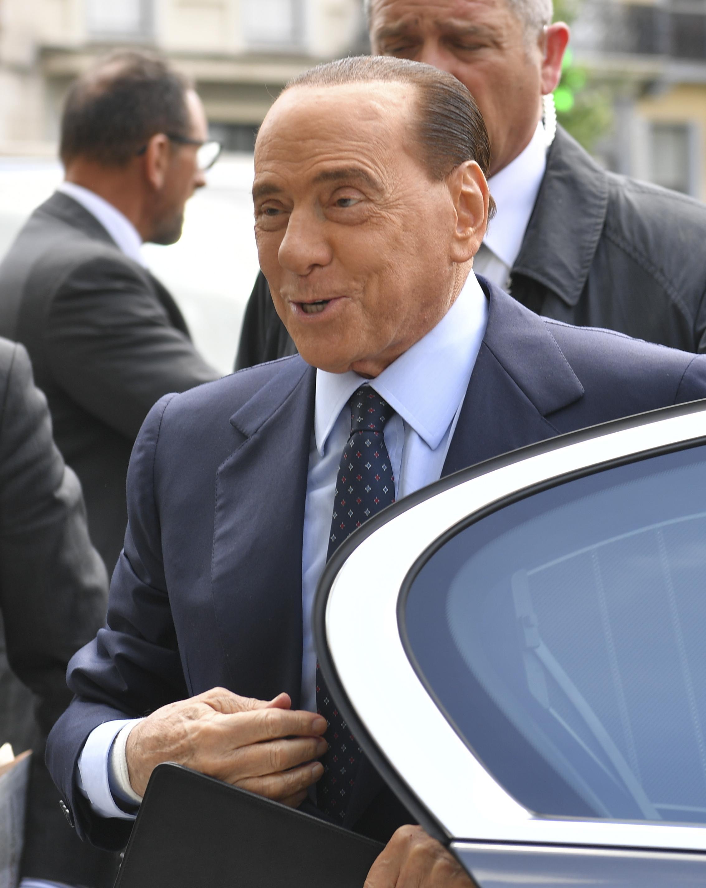 Berlusconi riprende le redini di FI: il disappunto di Toti 