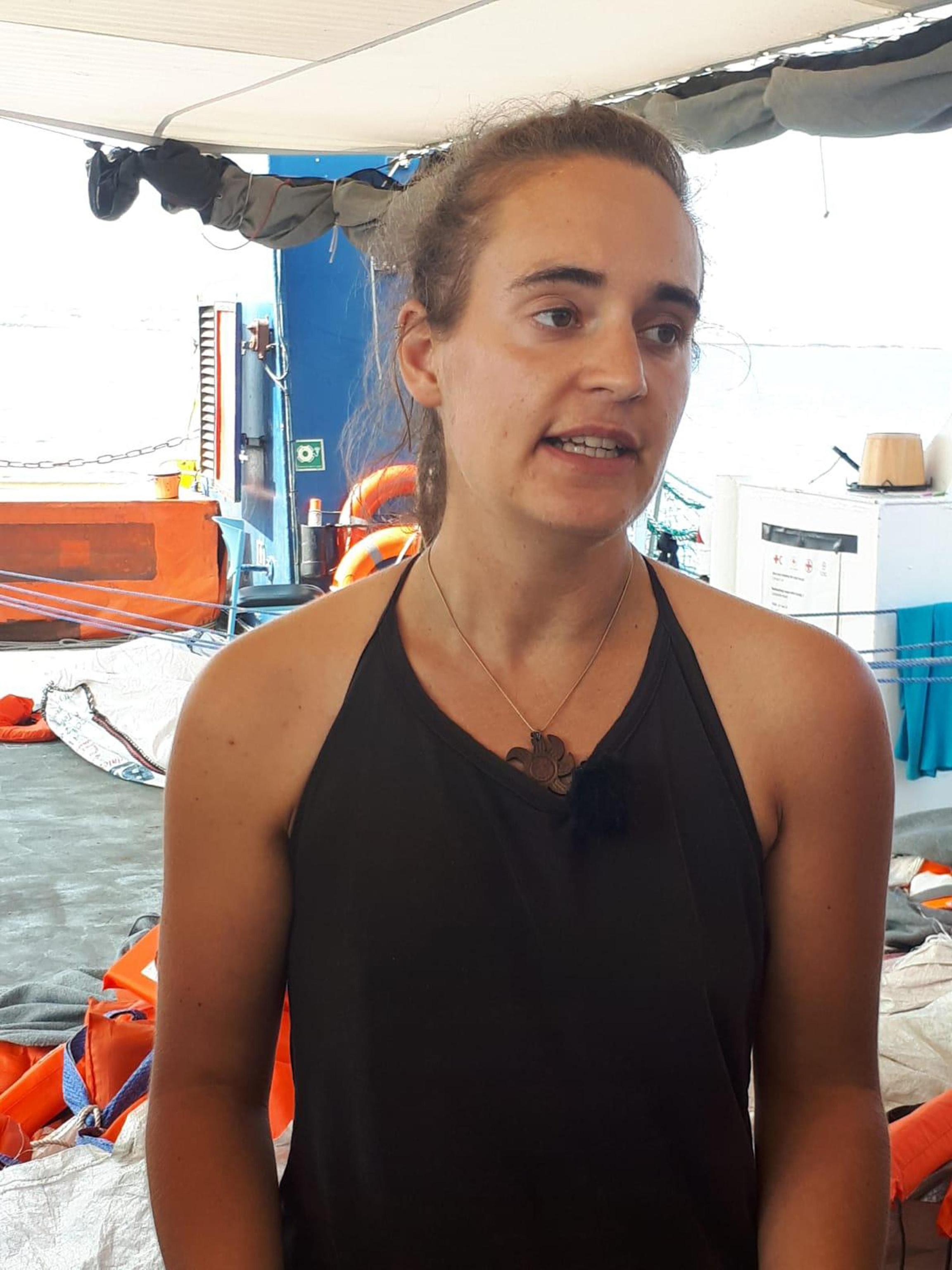 Sea-Watch 3, indagata la capitana Carola Rackete