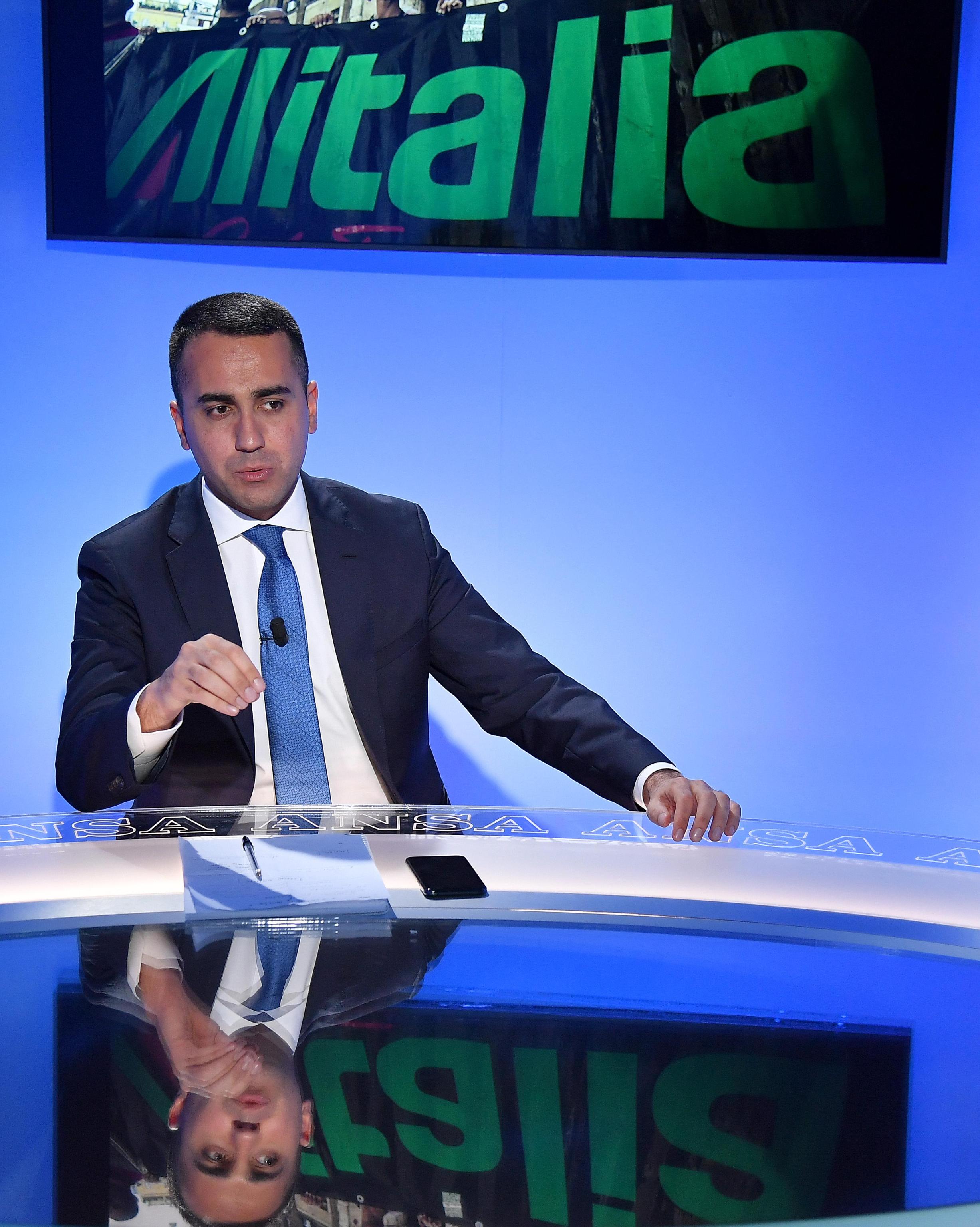 Alitalia: Fs sceglie Atlantia come partner, Pd e Fi attaccano Di Maio