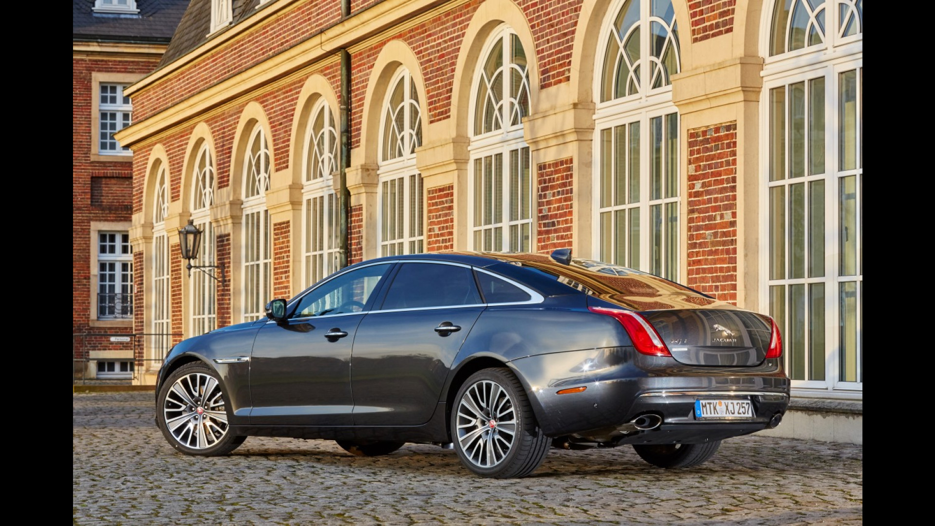 Futuro elettrico per la Jaguar